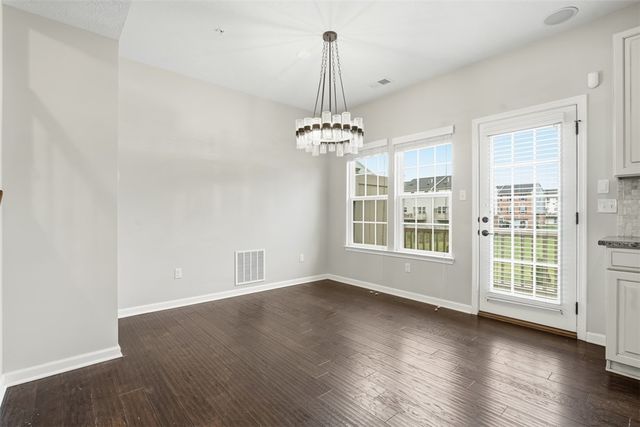 1204 Pointe View Dr, Adams Twp, PA 16046