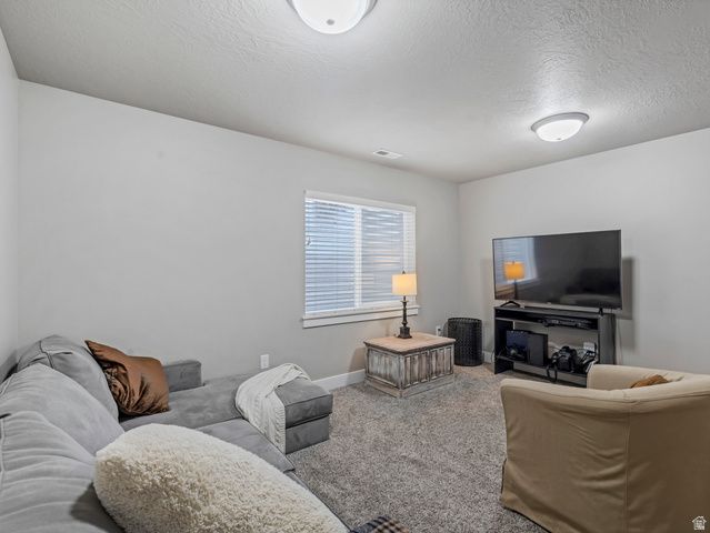 783 E NEWFIELD DR, Sandy, UT 84094