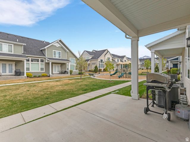 783 E NEWFIELD DR, Sandy, UT 84094