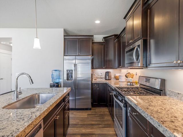 783 E NEWFIELD DR, Sandy, UT 84094