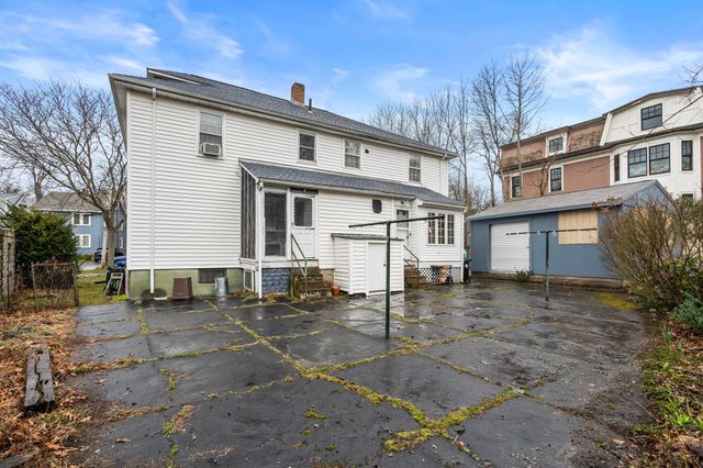 15 Loveland St 15, Brookline, MA 02445