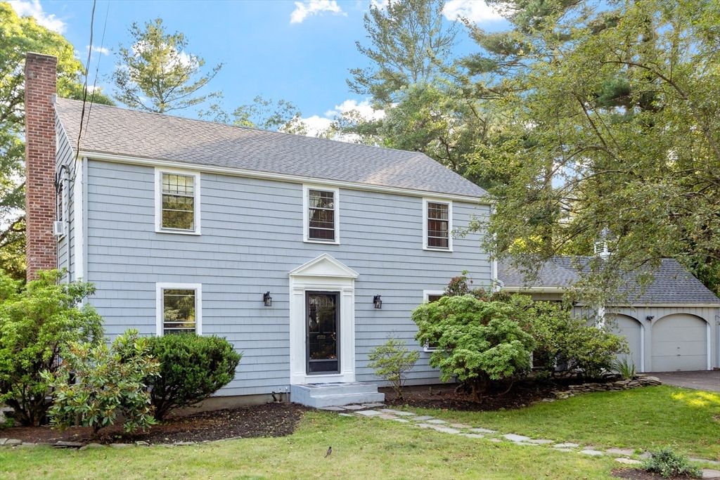 26 Wing Road, Lynnfield, MA 01940