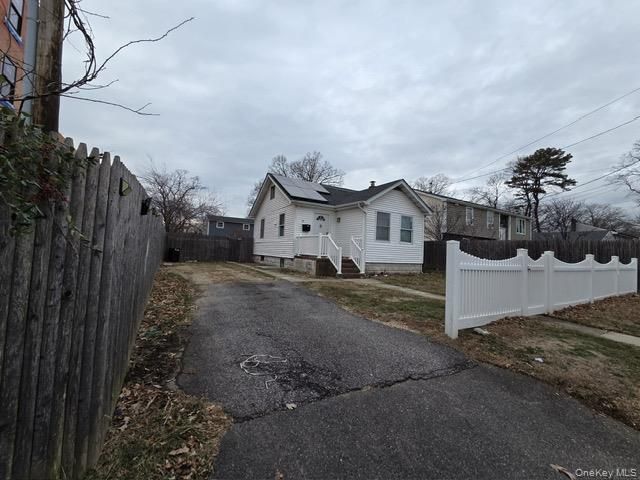 10 N 15th Street, Wyandanch, NY 11798