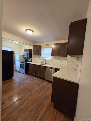 10 N 15th Street, Wyandanch, NY 11798