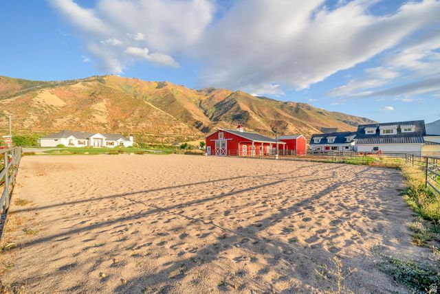 748 E SIERRA VIEW DR, Mapleton, UT 84664