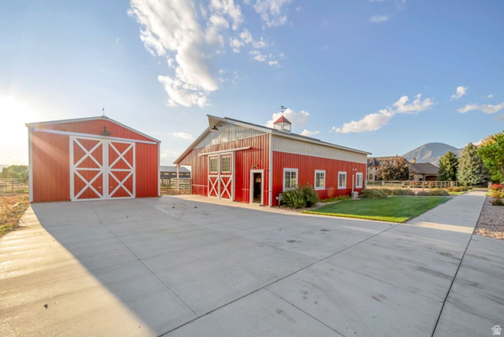 748 E SIERRA VIEW DR, Mapleton, UT 84664