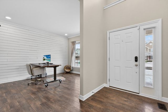 13836 Amelia Drive, Lemont, IL 60439