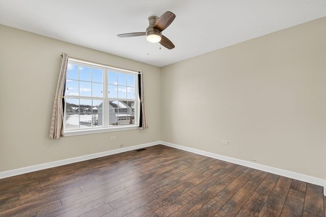 13836 Amelia Drive, Lemont, IL 60439