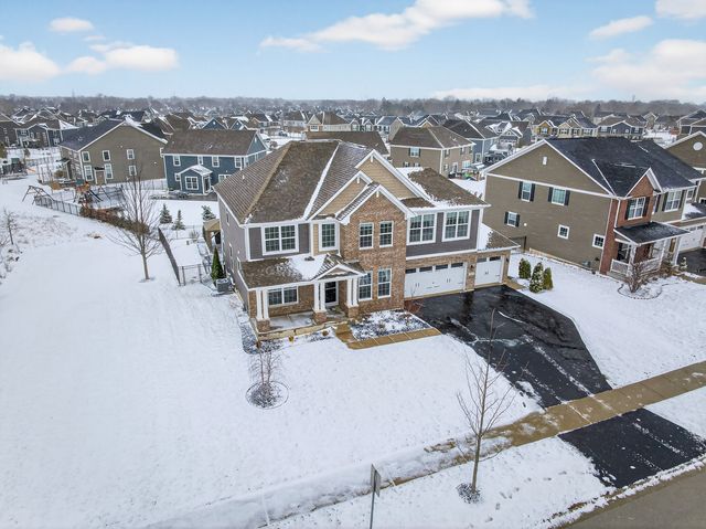 13836 Amelia Drive, Lemont, IL 60439