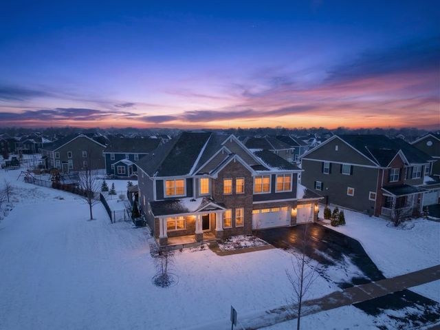 13836 Amelia Drive, Lemont, IL 60439