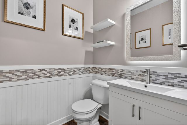 13836 Amelia Drive, Lemont, IL 60439