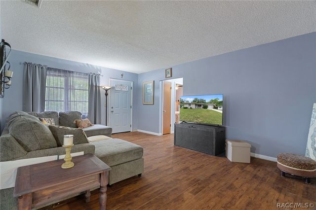 3355 Highlands Avenue, Inverness, FL 34452