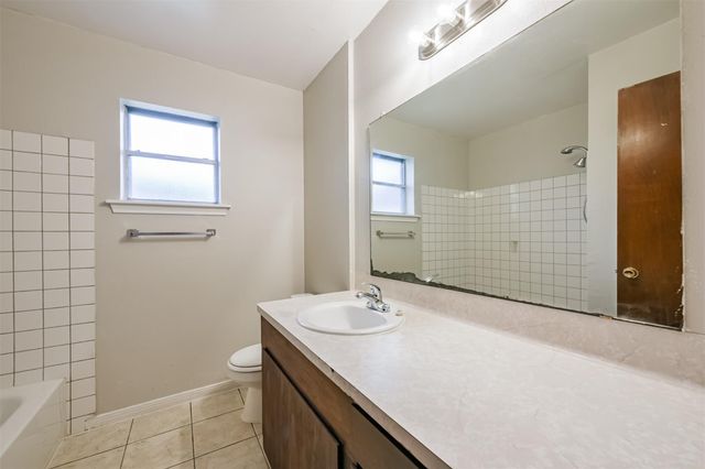 4655 Orange Circle S, Pearland, TX 77581
