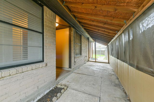 4655 Orange Circle S, Pearland, TX 77581