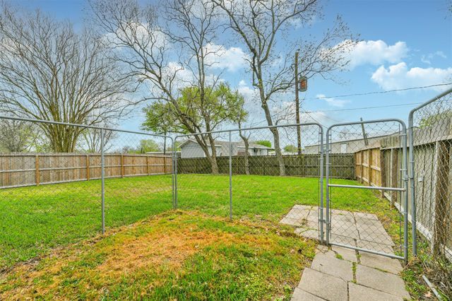 4655 Orange Circle S, Pearland, TX 77581