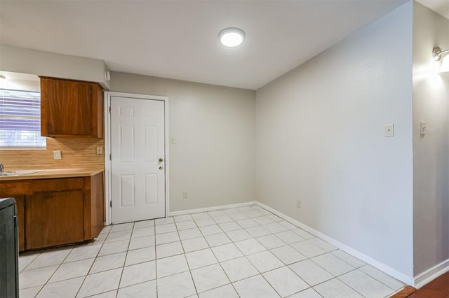 4655 Orange Circle S, Pearland, TX 77581