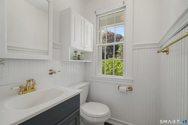 141 Idlewood Drive, Stamford, CT 06905