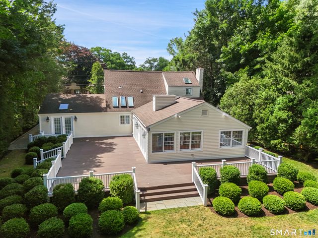 141 Idlewood Drive, Stamford, CT 06905