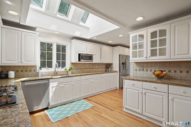141 Idlewood Drive, Stamford, CT 06905