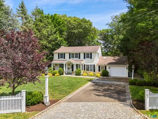141 Idlewood Drive, Stamford, CT 06905