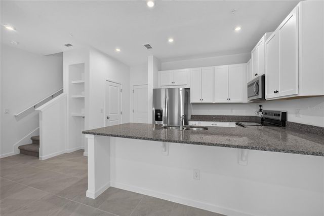 10023 GAZEBO ALLEY, Orlando, FL 32832