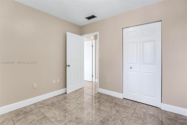 9937 NW 9th St Circle 1219, Miami, FL 33172