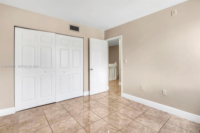 9937 NW 9th St Circle 1219, Miami, FL 33172