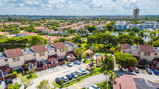 9937 NW 9th St Circle 1219, Miami, FL 33172