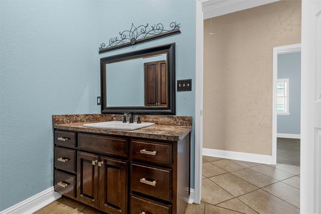 355 Texas 236 Highway, Moody, TX 76557