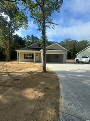 146 Temple Dr., Aynor, SC 29511