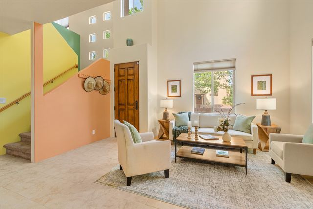 2 Reeds Peak, Santa Fe, NM 87508