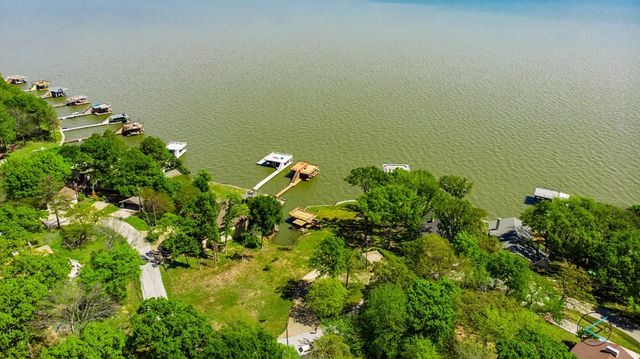 433 Winding Shore Drive, Tool, TX 75143