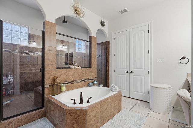 13507 Falls Summit, San Antonio, TX 78245