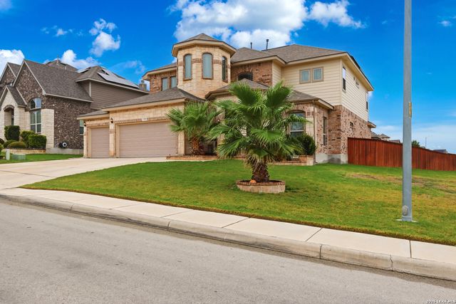 13507 Falls Summit, San Antonio, TX 78245