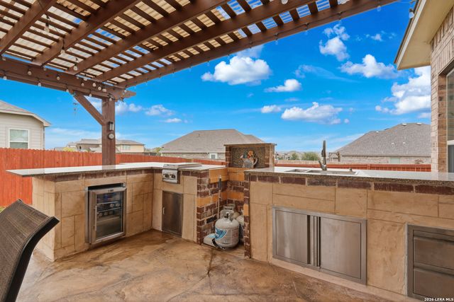 13507 Falls Summit, San Antonio, TX 78245