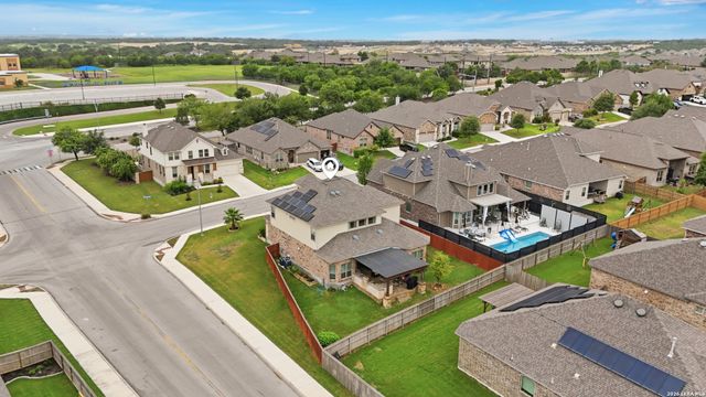 13507 Falls Summit, San Antonio, TX 78245