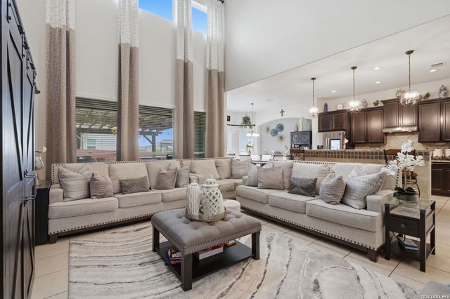 13507 Falls Summit, San Antonio, TX 78245