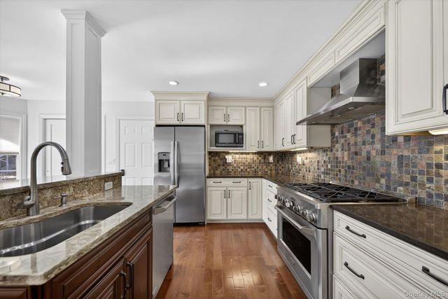 2 Lake Marie Lane, Bedford Hills, NY 10507