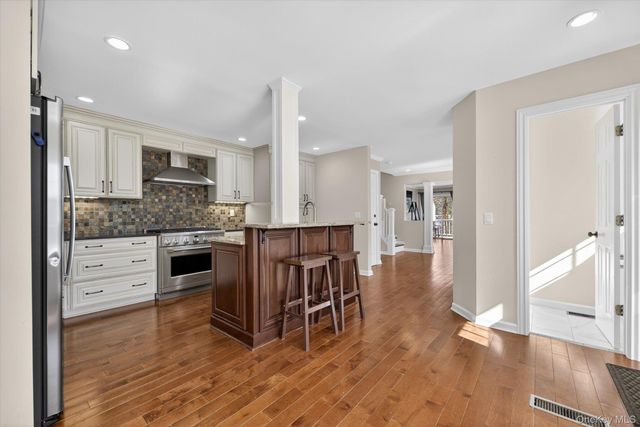 2 Lake Marie Lane, Bedford Hills, NY 10507