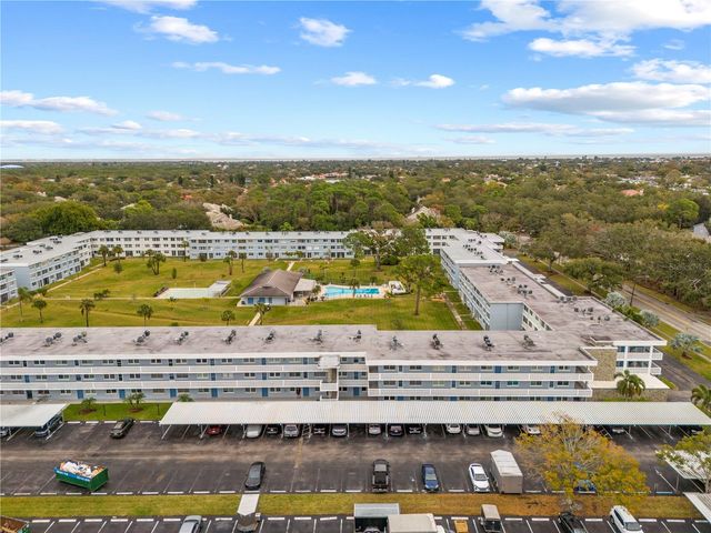 4715 BAY STREET NE 123, St Petersburg, FL 33703