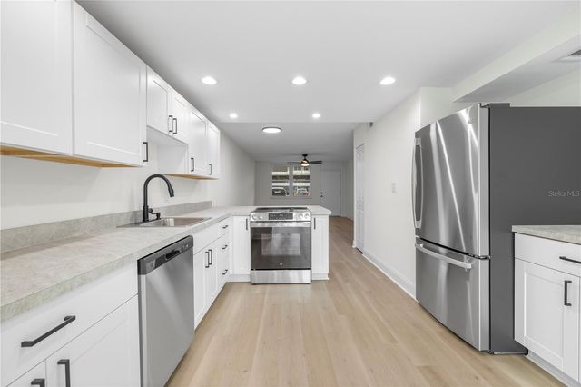 4715 BAY STREET NE 123, St Petersburg, FL 33703