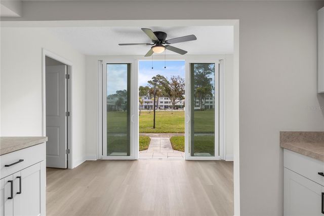 4715 BAY STREET NE 123, St Petersburg, FL 33703