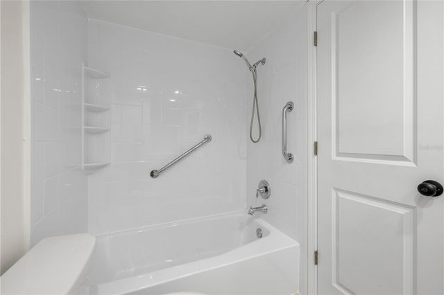 4715 BAY STREET NE 123, St Petersburg, FL 33703