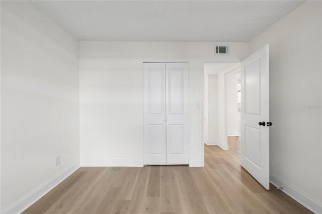 4715 BAY STREET NE 123, St Petersburg, FL 33703