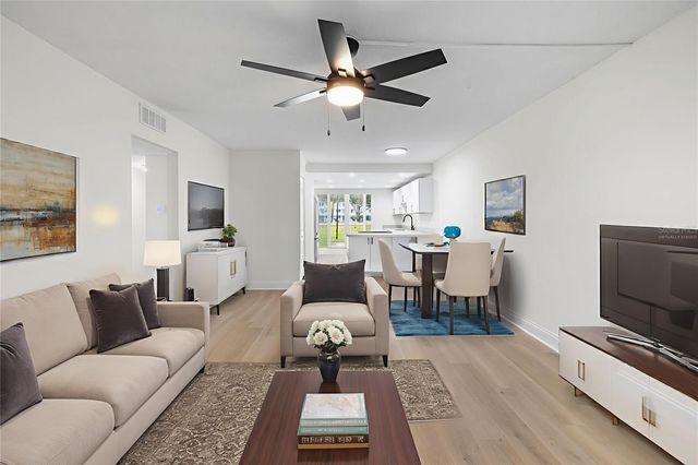 4715 BAY STREET NE 123, St Petersburg, FL 33703