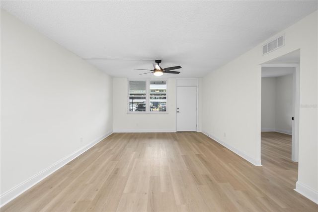 4715 BAY STREET NE 123, St Petersburg, FL 33703