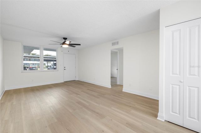 4715 BAY STREET NE 123, St Petersburg, FL 33703