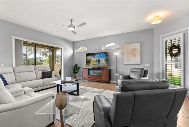 112 LOWER LAKE COURT, Debary, FL 32713