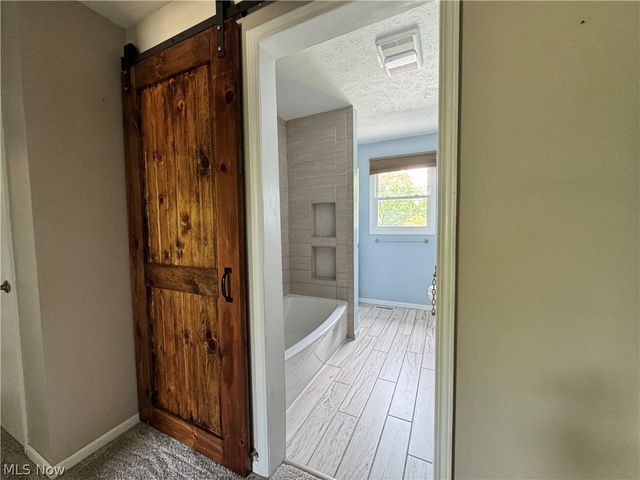 3176 Wexford Boulevard, Stow, OH 44224