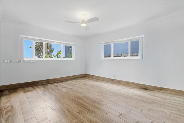 1040 Crystal Lake Dr 3, Deerfield Beach, FL 33064